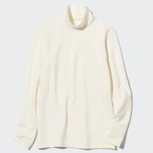 HEATTECH Ultra Warm Off-White High Neck T-Shirt x Uniqlo 🤍🤍🤍